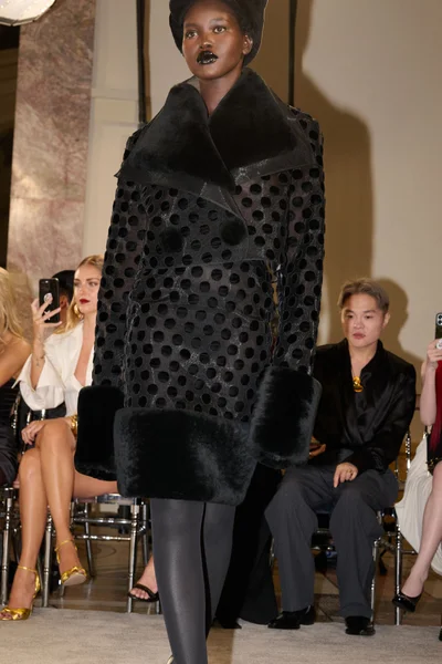 Look 6